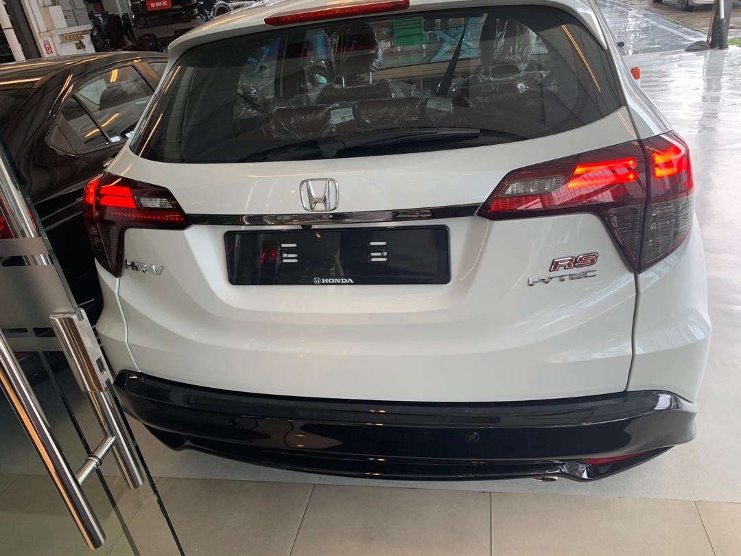 Honda HR-V 1.8L E