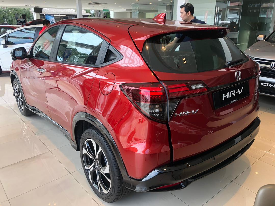 Honda HR-V 1.8L E