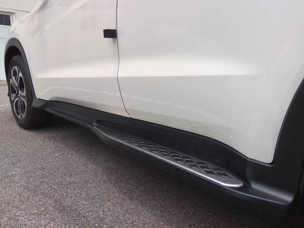 Honda HR-V 1.8L E