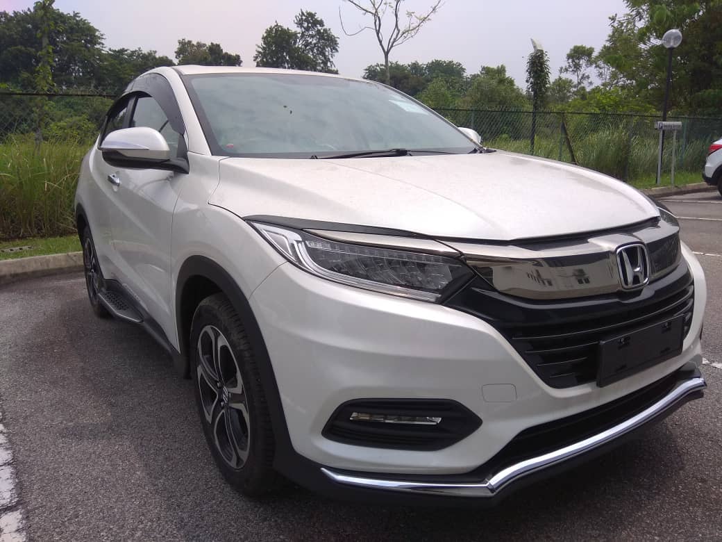 Honda HR-V 1.8L E