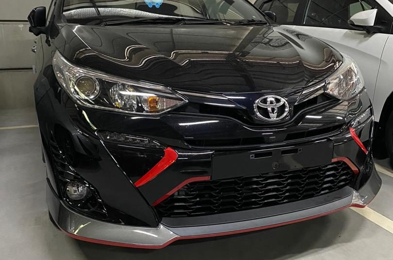 Toyota Yaris 1.5J (AT)