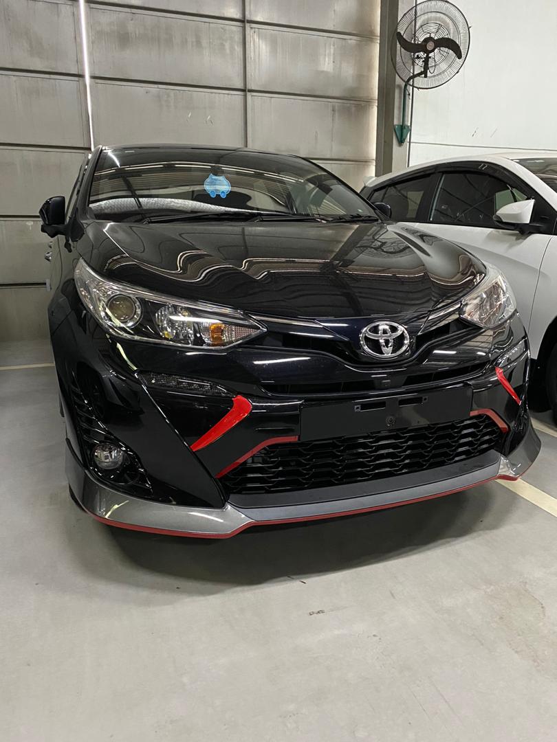 Toyota Yaris 1.5J (AT)