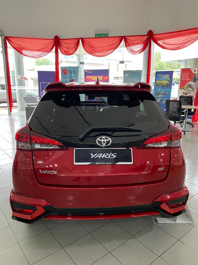 Toyota Yaris 1.5J (AT)