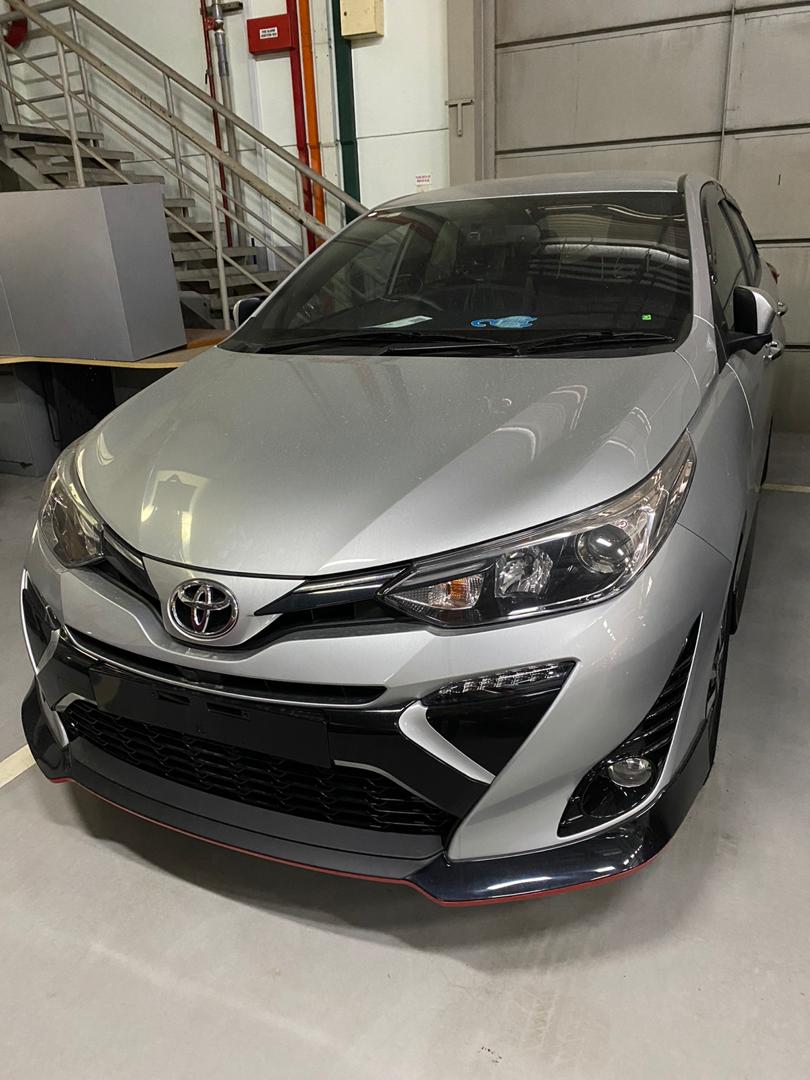 Toyota Yaris 1.5J (AT)