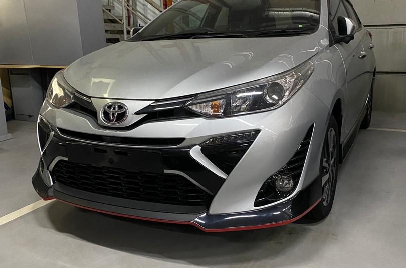 Toyota Yaris 1.5J (AT)