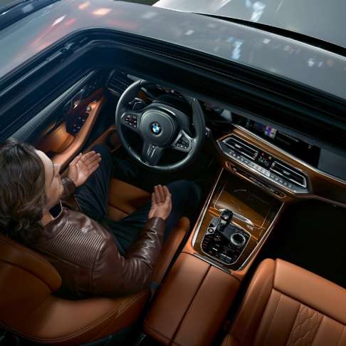 2020 BMW X5 xDRIVE40i M SPORT