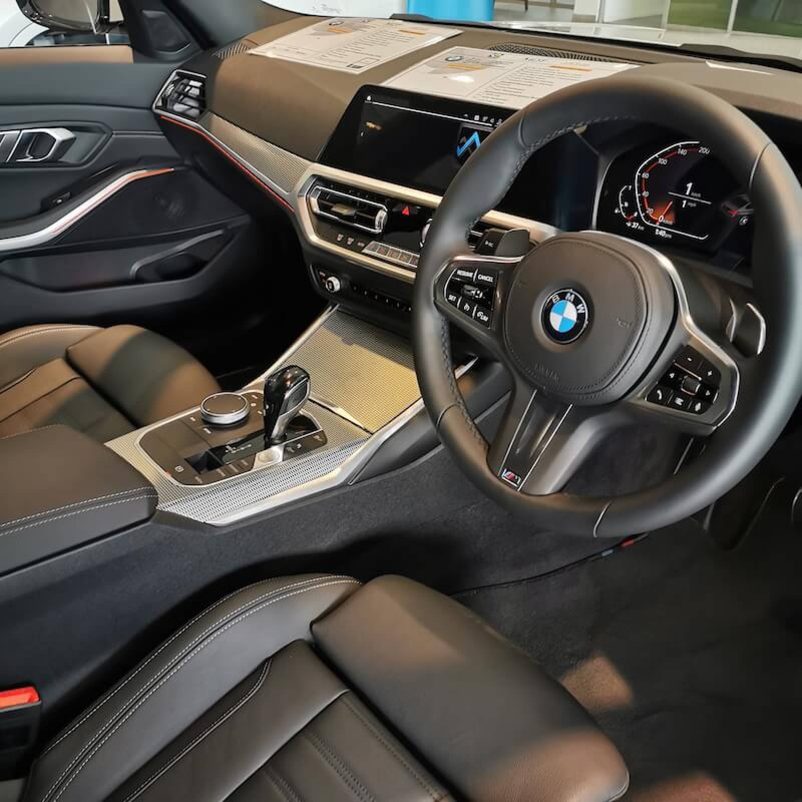 2020 BMW 330i M Sport