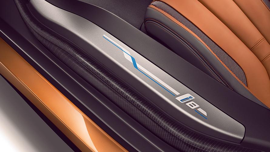 2020 BMW i8 ROADSTER