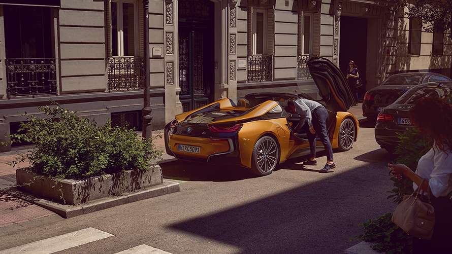 2020 BMW i8 ROADSTER